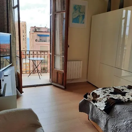 Sea View Studio With Balcony On The Border With Monaco